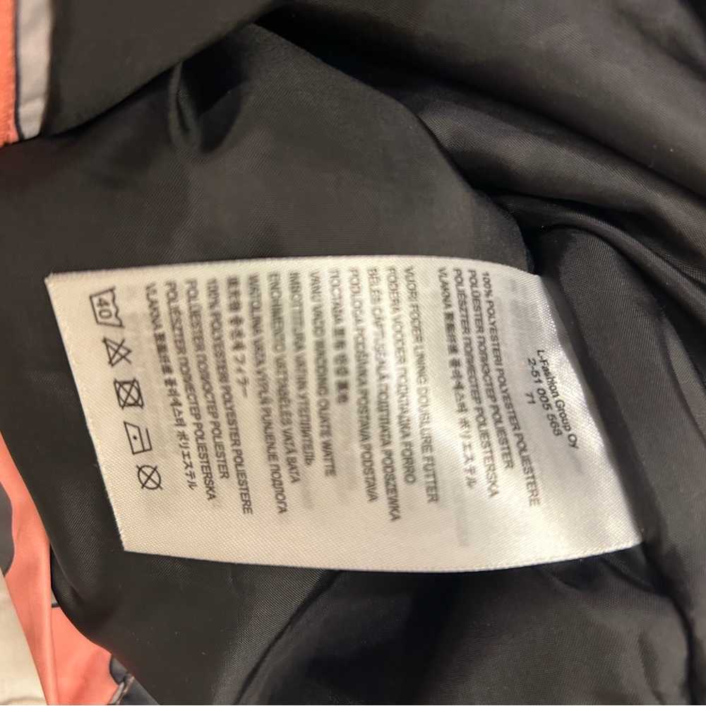Pink and Black Girl ski Pants - Picture 5 of 10